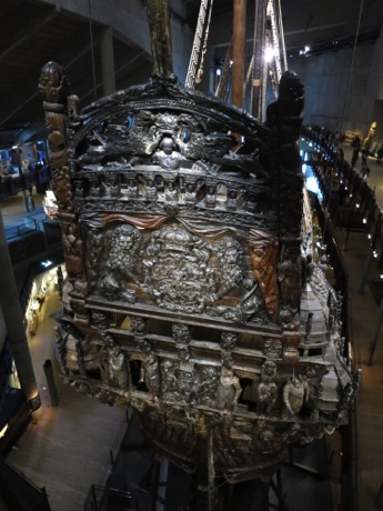 close view of stern carvings